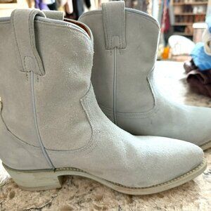 Frye Billy Short Suede Size 10